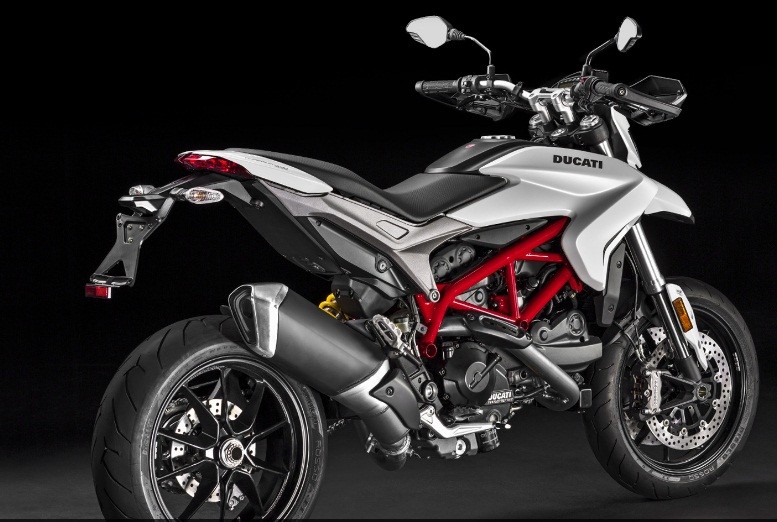 Ducati Hypermotard 939